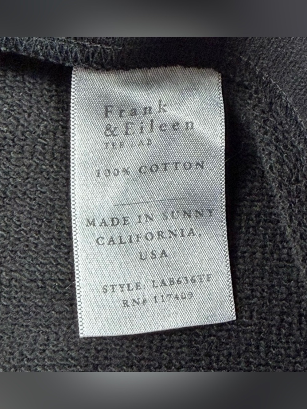 Frank & Eileen | Triple Fleece Eamon Black Raw Edge Jogger Sweatpants Women’s - Picture 6 of 8